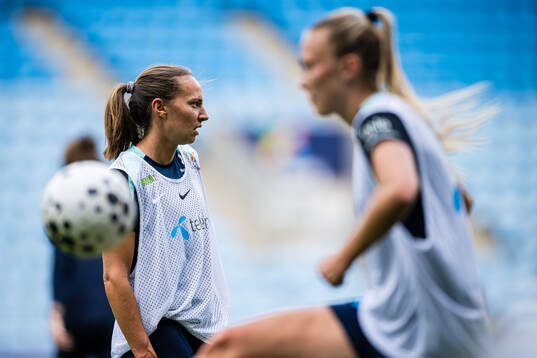 Bläddra bland fler bilder av Football, FIFA Women's World Cup Qualifier, Norway, training