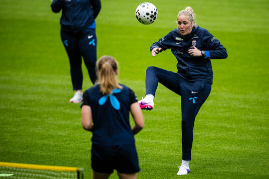 Head coach Gemma Grainger of the Norwegian women’s