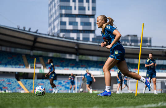 Smilla Holmberg of the Swedish women's national football