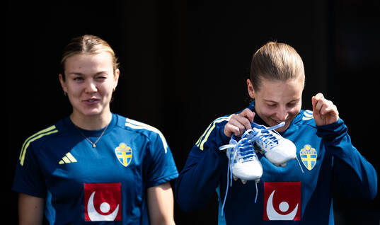 Beata Olsson and Anna Anvegård of the Swedish women's