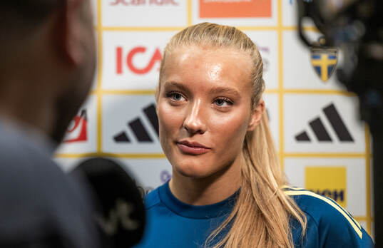 Smilla Holmberg of the Swedish women's national football