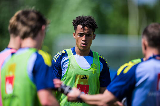 Sion Oppong of the Swedish under-21 national football team