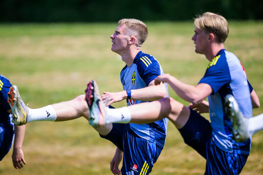 Harry Hilvenius and Karl Gunnarsson of the Swedish under-21
