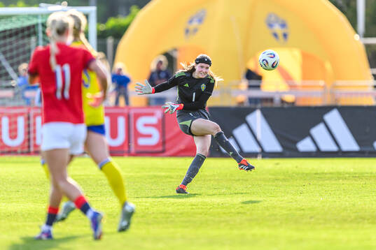 Goalkeeper Elvira Björklund of Sweden