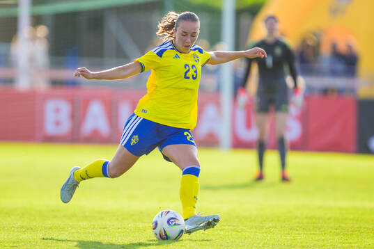 Athinna Persson Lundgren of Sweden