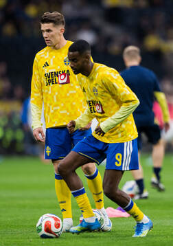 Viktor Gyökeres and Alexander Isak of Sweden