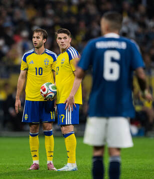 Benjamin Nygren and Viktor Gyökeres of Sweden
