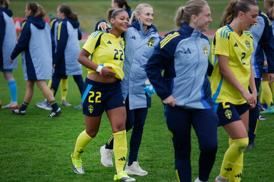 Astrid Fors of Sweden celebrates