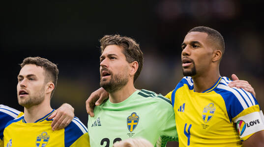 Gabriel Gudmundsson, goalkeeper Kristoffer Nordfeldt and