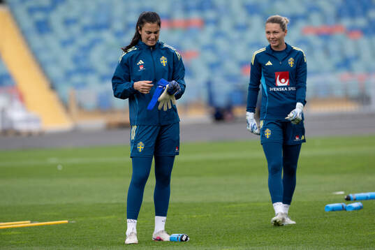 Goalkeepers Zecira Musovic and Jennifer Falk  of the