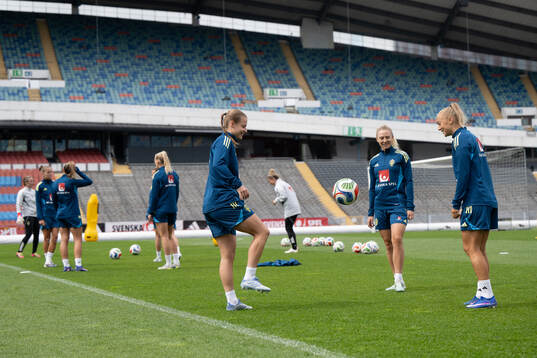Anna Anvegård, Rebecka Blomqvist and Hanna Bennison of the