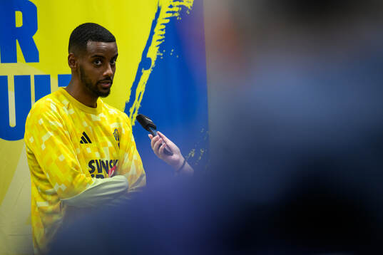 Alexander Isak of Sweden is interviewed