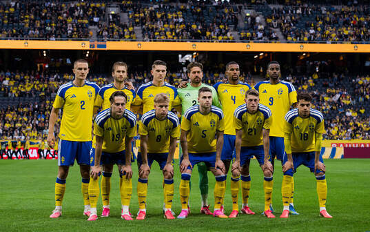 The starting eleven of Sweden pose for a photo