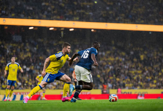 Gabriel Gudmundsson of Sweden and Andreas Tetteh of Greece