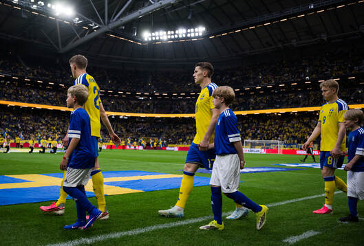 Alexander Bernhardsson, Viktor Gyökeres and Daniel