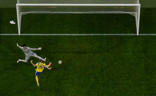 Bläddra bland fler bilder av Football, International Friendly, Sweden - Greece