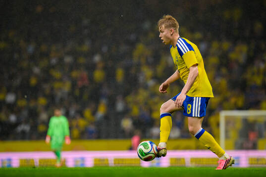 Daniel Svensson of Sweden