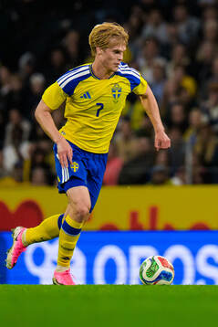 Lucas Bergvall of Sweden