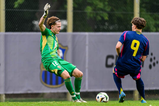 Goalkeeper Tex Jeppsson Bergkvist