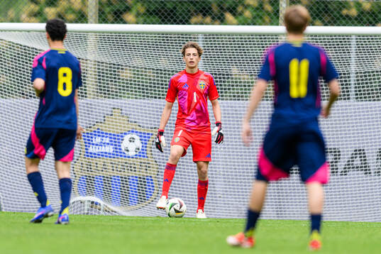 Goalkeeper Elton Otto