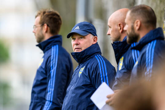 Head coach Roger Franzén