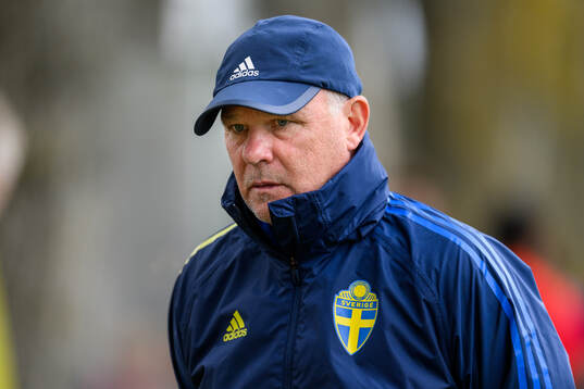 Head coach Roger Franzén