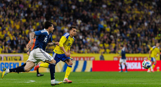 Lazaros Rota of Greece and Yasin Ayari of Sweden
