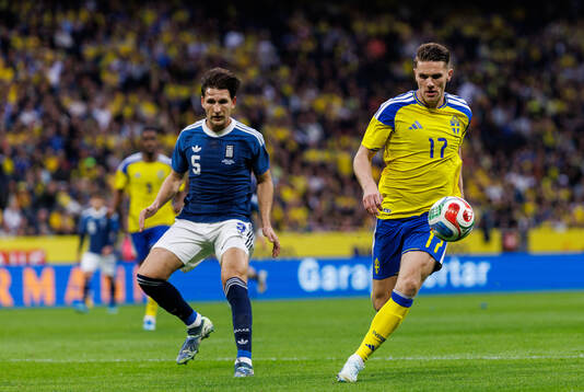 Panagiotis Retsos of Greece and Viktor Gyökeres of Sweden