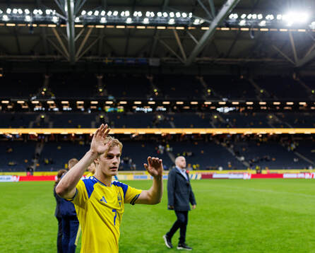 Lucas Bergvall of Sweden