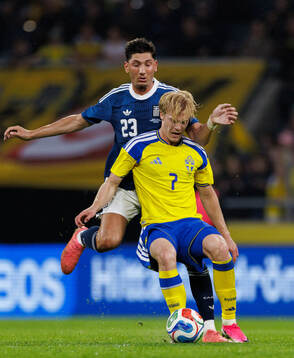 Nectarios Triantis of Greece and Lucas Bergvall of Sweden