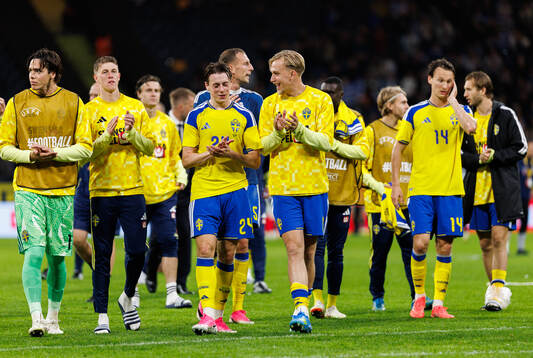 Elliot Stroud and Herman Johansson of Sweden