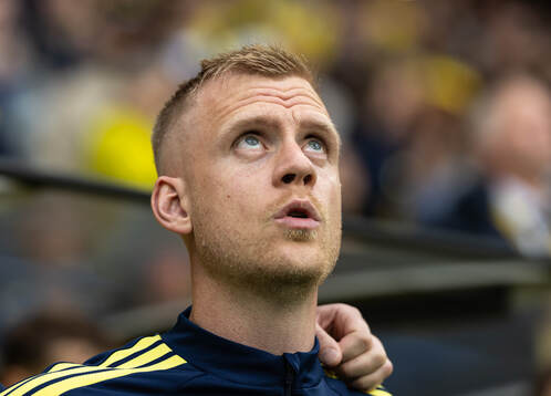 Goalkeeper coach Linus Kandolin of Sweden