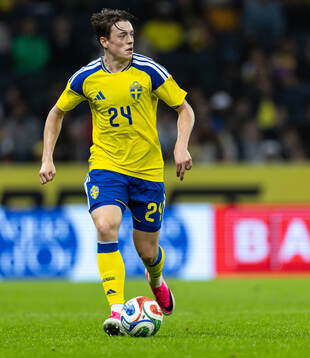 Elliot Stroud of Sweden
