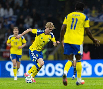 Lucas Bergvall of Sweden