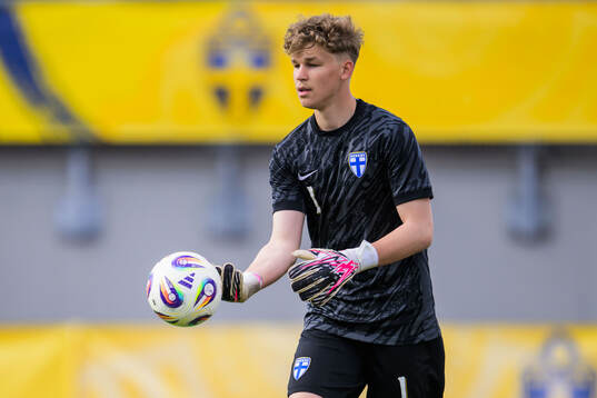 Goalkeeper Osku Maukonen of Finland