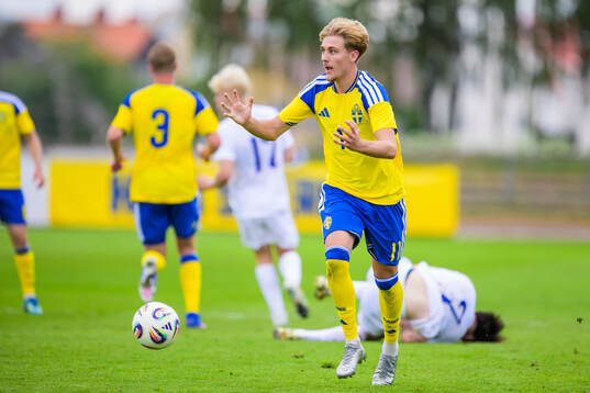 Elias Pihlström of Sweden