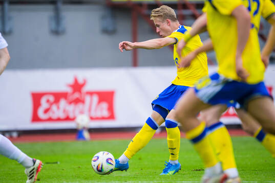 Charlie Rosenqvist of Sweden