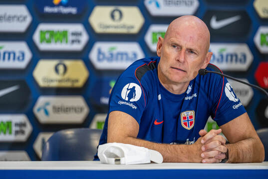 Head coach Ståle Solbakken of the Norwegian national
