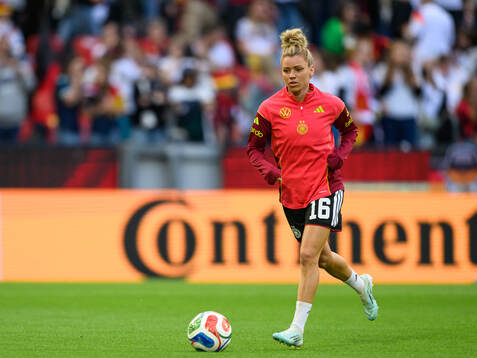 Linda Dallmann of Germany