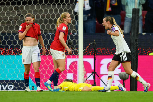 Marie Müller of Germany celebrates