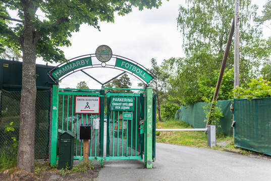 Exteriör av Årsta IP
