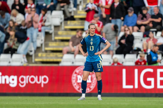 Amanda Ilestedt of Sweden looks dejected