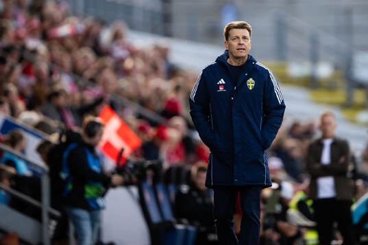 Head coach Tony Gustavsson of Sweden