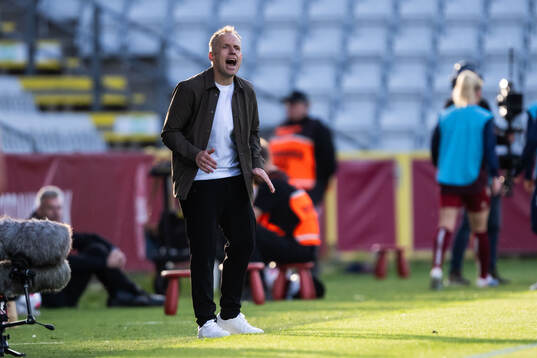 Head coach Jakob Michelsen of Denmark