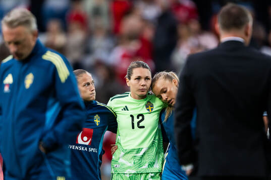 Filippa Angeldahl, goalkeeper Jennifer Falk and Smilla