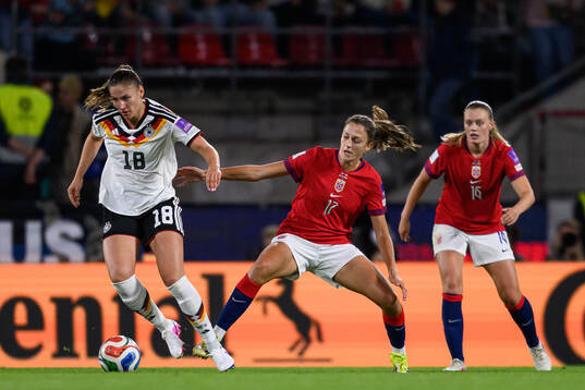 Melissa Kössler of Germany and Emma Stølen Godø of Norway