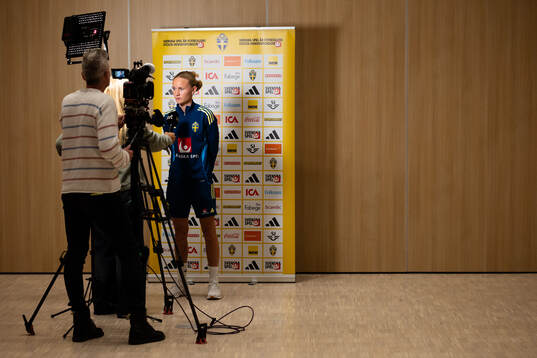 Matilda Vinberg at a press event with the women's national