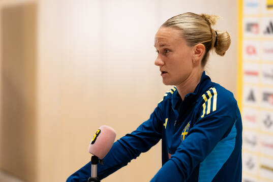 Matilda Vinberg at a press event with the women's national