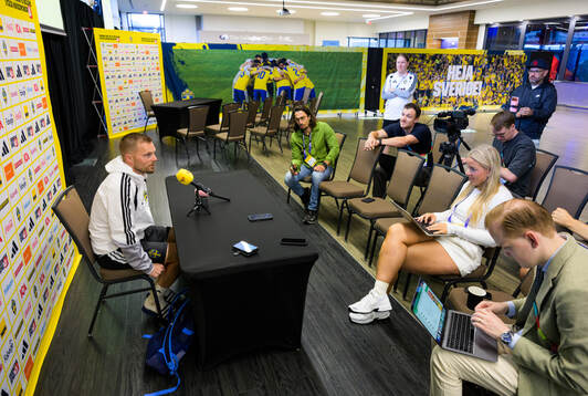 Assistant coach Sebastian Larsson of the Swedish men's
