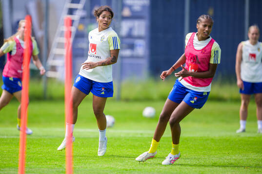 Evelina Duljan and Cassandra Bogere of Sweden